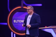 "Eltons 12" treten zwölf prominente Dschungelstars in speziellen Spielen gegeneinander an.