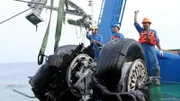 Die Abstürze zweier Boeings 737 MAX in Indonesien und Äthiopien sorgten für ein weltweites Startverbot aller ähnlichen Flugzeugtypen. (Foto: Fahrwerkteile von Lion Air JT 610)
