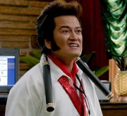 Auf einem Elvis-Contest bricht der Favorit plötzlich auf der Bühne zusammen und stirbt. Hat Kung-Fu Elvis (Johnny Valentine) etwas damit zu tun?