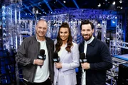 Die Moderatoren: Frank Buschmann, Laura Wontorra und Jan Köppen.