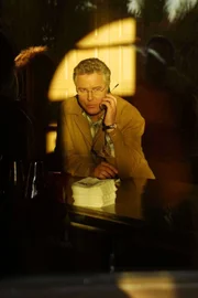 Gil (William Petersen) ermittelt im Todesfall eines Eishockeyspielers.