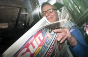 Rupert Murdoch mit seinem Boulevardblatt "The Sun".