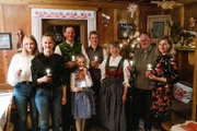 Tradition und kirchliche Bräuche werden in der Familie Lugger hochgehalten. Am Heiligen Abend versammeln sich drei Generationen zum gemeinsamen Feiern.