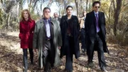 Ein unschlagbares Team. V.l.: Dr. Maura Isles (Sasha Alexander), Detective Vince Korsak (Bruce McGill), Det. Jane Rizzoli (Angie Harmon), Det. Barry Frost (Lee Thompson) und FBI Special Agent Gabriel Dean (Billy Burke). Die Verwendung des sendungsbezogenen Materials ist nur mit dem Hinweis und Verlinkung auf TVNOW gestattet.