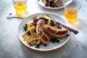 Würstchen mit Kartoffelstampf.
