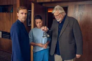 Bei Lothar (Peter Simonischek) und seiner Freundin Madison (Alice Dwyer) hakt es beim Thema Potenz.