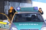 Herzberger (Dietmar Huhn) und die neue Kollegin Claudia Wolters (Susan Sideropoulos) stellen sich den Gangstern in den Weg, die gerade einen Polizeitransporter mit Kokain im Wert von 5 Millionen Euro an Bord überfallen wollen...