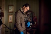 Der Anblick von Beth LeBeaus Leiche lässt sogar den hartgesottenen Brian Zeller (Aaron Abrams) erschaudern ...