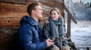 Natalie (Teresa Klamert, r.) und Vincent (Martin Walde, l.) verbringen einen schönen Tag.