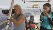 Nan Hauser (l.) hat ihr Leben der Erforschung der Wale verschrieben.
