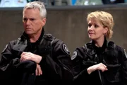 STARGATE The Series episode Uninvited, Stargate Kommando SG1 Episode MUTANTEN, regie USA, Darsteller Richard Dean Anderson as Maj. Gen. Jonathan "Jack" O'Neill, Amanda Tapping as Samantha Carter.