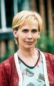 Hat die attraktive Liz Frances (Trudie Styler) wirklich ein hieb- und stichfestes Alibi für die Mordnacht?