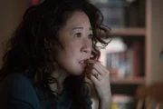Als Eve (Sandra Oh) erfährt, dass die Operation zu scheitern droht, muss sie handeln. Doch das Chaos hat bereits begonnen.