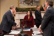 Julia Louis-Dreyfus als Selina Meyer (M)
