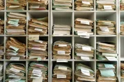 Amtsgericht Charlottenburg: In zahlreichen Akten ist hier die Geschichte des Deutschen Instituts für Normung einsehbar.