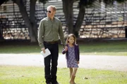 Jesse Tyler Ferguson (Mitchell Pritchett), Aubrey Anderson-Emmons (Lily Tucker-Pritchett).
