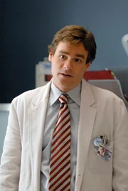 Dr. James Wilson (Robert Sean Leonard)