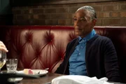 Charlie Baudelaire (Giancarlo Esposito)