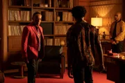 In the left: Charlie Baudelaire (Giancarlo Esposito)