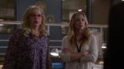 L-R: Penelope Garcia (Kirsten Vangsness), Jennifer Jareau (A.J. Cook)