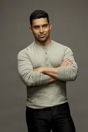 Nick Torres (Wilmer Valderrama)