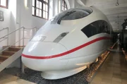 Mock up des ICE 3 im DB Museum Nürnberg. Dieses 1:1 Modell des ICE 3 wurde ursprünglich gebaut, um dem Vorstand ein Bild des neuen Zuges zu geben. Das Design des ICE 3 von Alexander Neumeister galt damals als bahnbrechend.