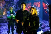 John Sheppard (Joe Flanigan) und Teyla Emmagan (Rachel Luttrell)