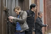 L-R: Angus MacGyver (Lucas Till); Murdoc (David Dastmalchian); Jack Dalton (George Eads)