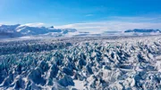 Vatnajökull ist nicht nur der größte Gletscher in Island, sondern auch in ganz Europa.