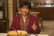 Carol Clarke (Phylicia Rashad)