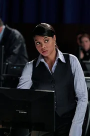 Detective Carter (Taraji P. Henson)
