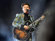 Nach der Auflösung von "One Direction" gelingt Styles ein Comeback als Solokünstler.
