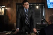 Harold Cooper (Harry Lennix)