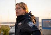Annika Strandhed (Nicola Walker) untersucht den Fall eines Mannes, der mit einer Harpune getötet wurde.