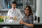 Henry Pollard (Adam Scott, l.); Evie Adler (Jennifer Garner, r.)