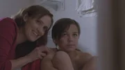 L-R: Marie Witte (Laura Frenzer) und Young Eric Witte (Donny Ness)