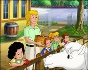 Die kleinen Feriengäste lieben es, die Ponys zu füttern - und die Ponys lieben es auch.