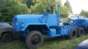 The truck that used to be green, is now a beautiful blue color thanks to Günther.