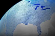 Die Erde ist der einzige Planet in unserem Sonnensystem, dessen Oberfläche zu großen Teilen mit flüssigem Wasser bedeckt ist.