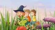 Die drei Gärtner sind sich sicher: Ihre Mondglockenblume ist bestimmt über Nacht gut gewachsen.