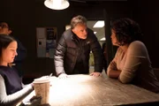 JOE MANTEGNA (DIRECTOR), AISHA TYLER