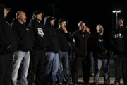 Es ist Rennabend in der 405, und Boosted und Shane sind bereit, loszulegen.