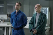 l-r: Lt. James Brice (Richard Fleeshman) und William Trust (Paul Leonard Murray)