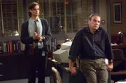 Ein Serienmörder, der unschuldige Obdachlose umbringt, bereitet Reid (Matthew Gray Gubler), Gideon (Mandy Patinkin) Kopfzerbrechen ...