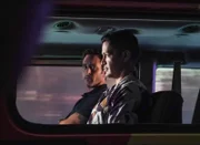 Steve McGarrett (Alex O'Loughlin, l.); Thomas Magnum (Jay Hernandez,r.)