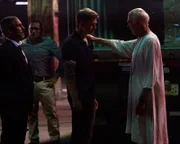 (v.l.n.r.) Theo Holston (Stafford Douglas); Benjamin Merva (Michael Hogan)