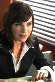 Der Vater der gefürchteten Kunstfehler-Anwältin Neena Broderick (Julianna Margulies) wird ins Sacred Heart eingeliefert und ausgerechnet J.D. mit dessen Behandlung beauftragt, was natürlich großes Entsetzen bei ihm auslöst ...