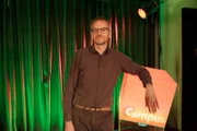 Diesmal verrät uns der Mikrobiologe Prof. Dr. Hauke Harms vom Helmholtz-Zentrum für Gesundheitsforschung in Leipzig, wie Pilze und Bakterien unseren Boden sauber fressen.