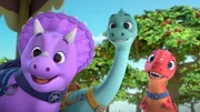 Heute ist große Apfelernte und die Dinos helfen fleißig mit! Dinos lieben Äpfel.