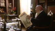 Charles Darwin (Manfred Eibisch) in seinem Arbeitszimmer.
